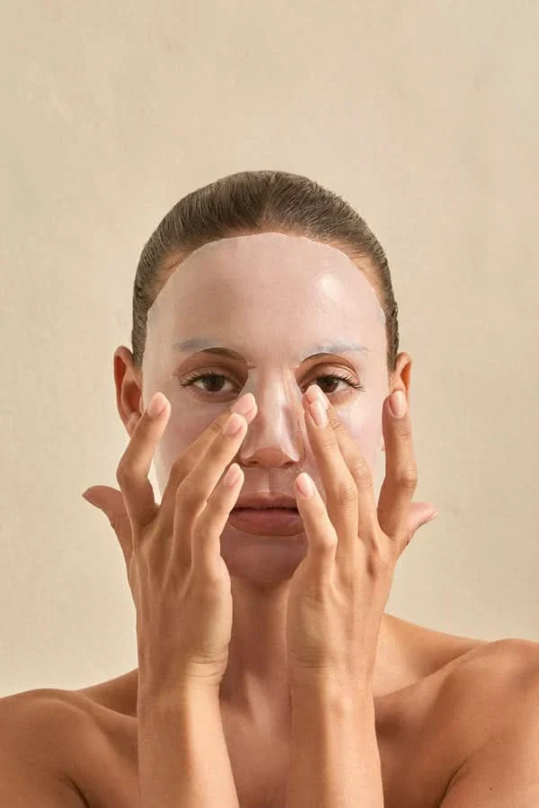 Cooling Hydrating Bio-Cellulose Facial Mask - Image 2